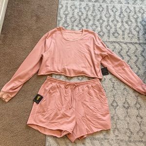 Brand new skatie lounge set! Never worn, tags  still on!